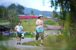 BIB: 
                            <button type="button" onclick="openModal(19205997)" class="btn btn-primary btn-sm float-right btn-popup" data-toggle="modal" data-target=".modal-high-quality">
                        <i class="fas fa-shopping-cart"></i> Add to Cart
                    </button>
                                            <button type="button" onclick="isThisMe(19205997, true)" class="btn btn-success btn-sm float-right btn-popup btn-isme hidden" data-toggle="tooltip" data-placement="bottom" title="นี่คือรูปของคุณใช่ไหม คลิกที่นี่เพื่อเอาเข้าอัลบั้ม">
                        <i class="fas fa-plus"></i> Add to album
                    </button>
                    <button type="button" onclick="isThisMe(19205997, false)" class="btn btn-warning btn-sm float-right btn-popup btn-isnotme hidden">
                        <i class="fas fa-ban"></i> Remove from album
                    </button>